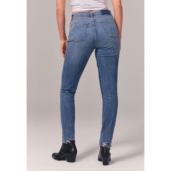 Abercrombie Distressed Medium Wash High Rise Skinny Jeans - Picture 4 of 13